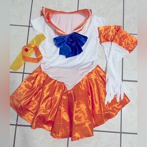 Sailor Venus cosplay costume